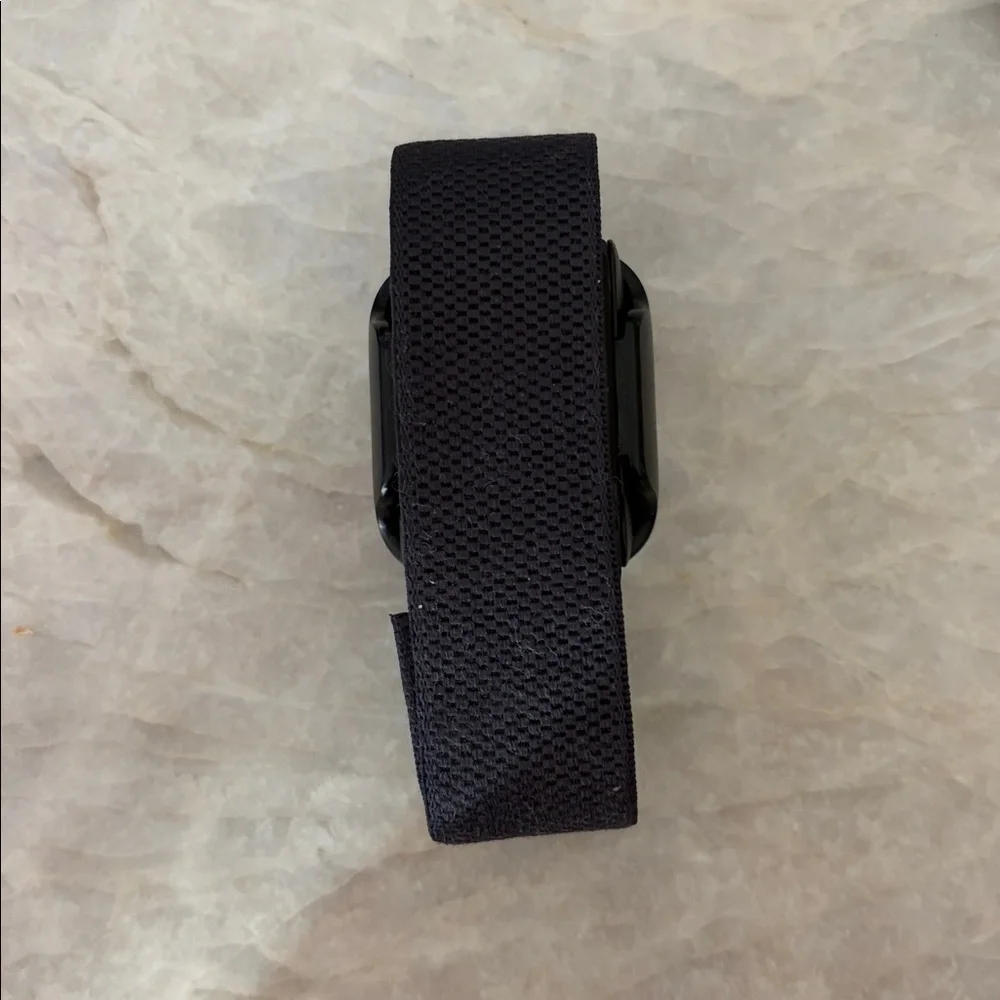 WHOOP 4.0 Wearable Health, Fitness & Activity Tracker, Excellent Condition